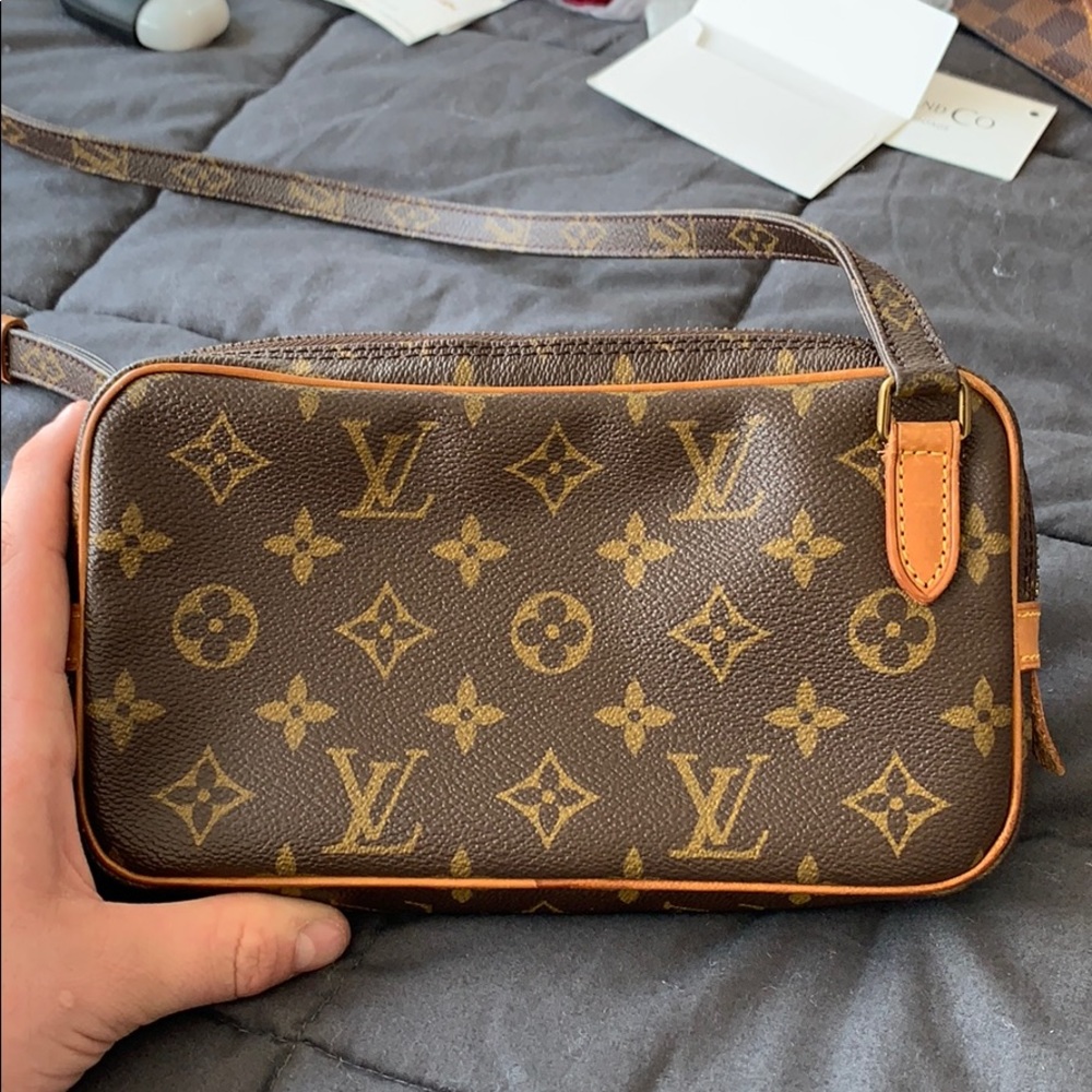 Louis Vuitton Pochette Marly Bandouliere